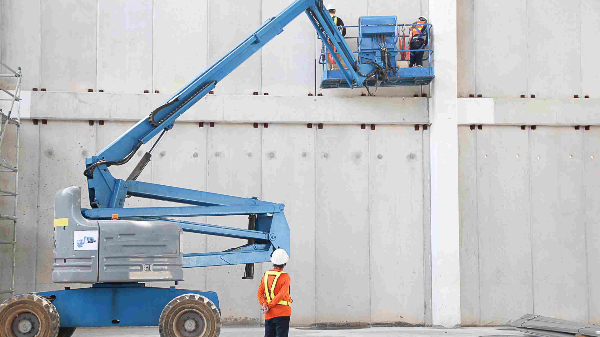 Equipment Rental Agency near me Fontana